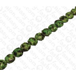 PY 030 Python leather Ufo 25mm Lime Green / 16 pcs.