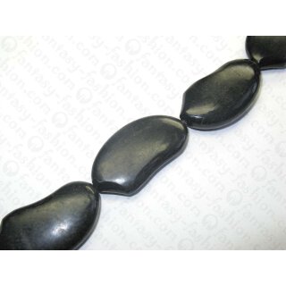Horn irregular oval lateral dented black ca47x25mm