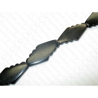 Horn Rhomb w.waves on two edge black ca. 40x20x5mm