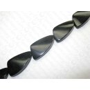 Horn canvas shape waved black ca. 38x20x9mm