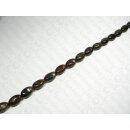 Brown Horn irreg. oval ca. 25x16x12mm MIH