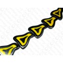 Black Horn irreg.triangle w.yellow Resin 55x45x7mm