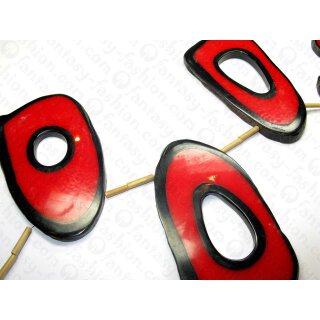 Blk.Horn Slice w.hole w.red Resin ca.110x60x10mm