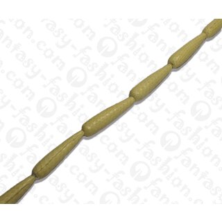 Wasserschlangen Leder Long Rounded Teardrop 45x10mm_Winter White Shiny