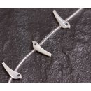 Muschel troca  bird hand carving / 4x14mm