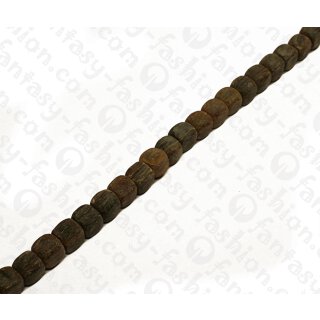 Water Bufallo Horn Dice with Center Hole Golden Matte 10mm