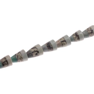 Stone  Jade,Serpentine with Seafoam comb. cone / 22mm.