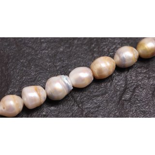 Natural Freshwater Pearl Beads white / Oval Irregular / 15x14mm.