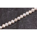 Natural Freshwater Pearl Beads white / Irregular / 7x9mm.