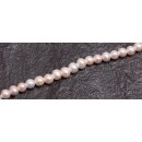 Freshwater Pearl Beads Silver Grey / Semi round / 5mm.