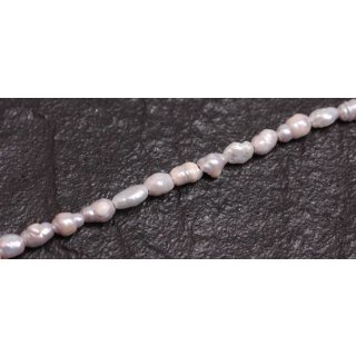 Freshwater Pearl Beads Silver Grey / oval seed / 6x4mm.