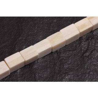 Knochen Perlen  white dice / 15x12mm.