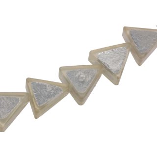 Resin Beads w/ Aluminum Foil Inlay  White Triangle / 25x10mm / 17pcs.