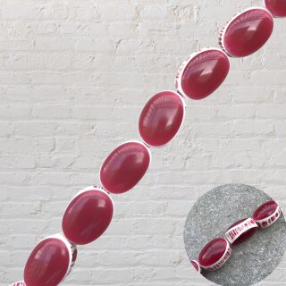 Bone with resin oval red  / ca.24x17x13mm / 17pcs.