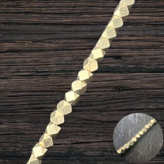 brass gold shiny facetted brass I 4x4 mm.