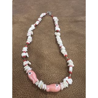 Zuni Necklace short White-Pink with Fish
