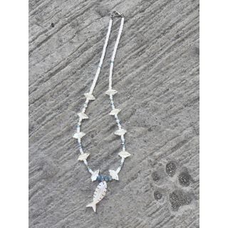 Zuni Fetisch Halskette kurz Weiss Kupfer Voegel Variante mit Fischgraete