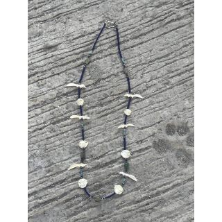 Zuni Fetisch Halskette kurz Lapis Gruen Voegel Variante ohne Anhaenger